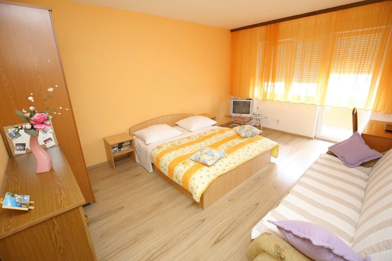 Apartment Angela Zadar Exterior photo